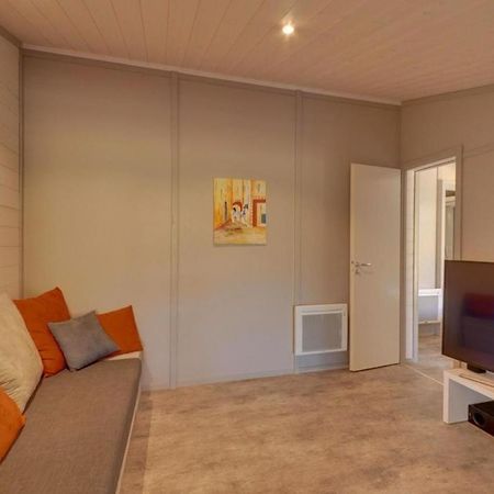 Hotel Camping Les Princes D'Orange Orpierre Esterno foto