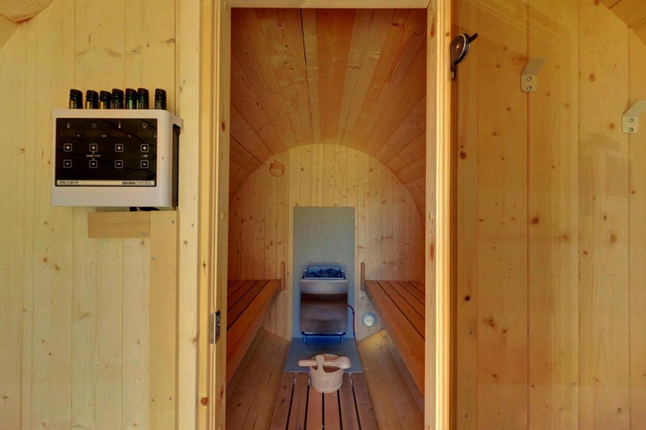 Hotel Camping Les Princes D'Orange Orpierre Esterno foto