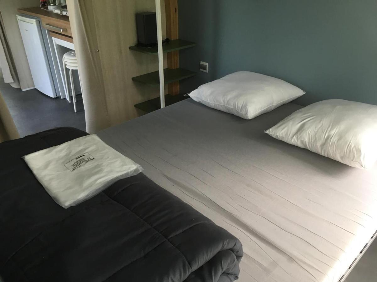 Hotel Camping Les Princes D'Orange Orpierre Esterno foto